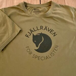 Fjall Raven Shirt Men's XL Lightweight Hiking Outdoors Green Tee Emblem Logo T